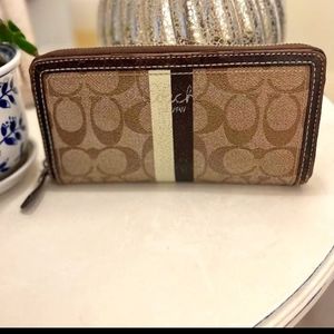 Coach Heritage Stripe Collection Zip Around Wallet